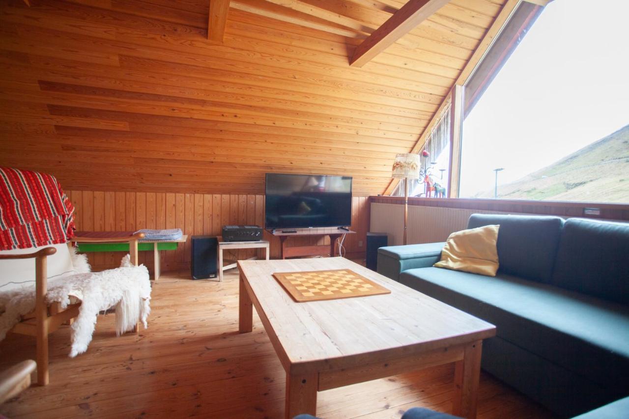 Idyllic Vacation Home With A Breathtaking View Bour Εξωτερικό φωτογραφία